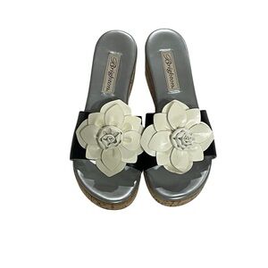 Brighton wedges  leather with‎ light cream rosette.Sz-7